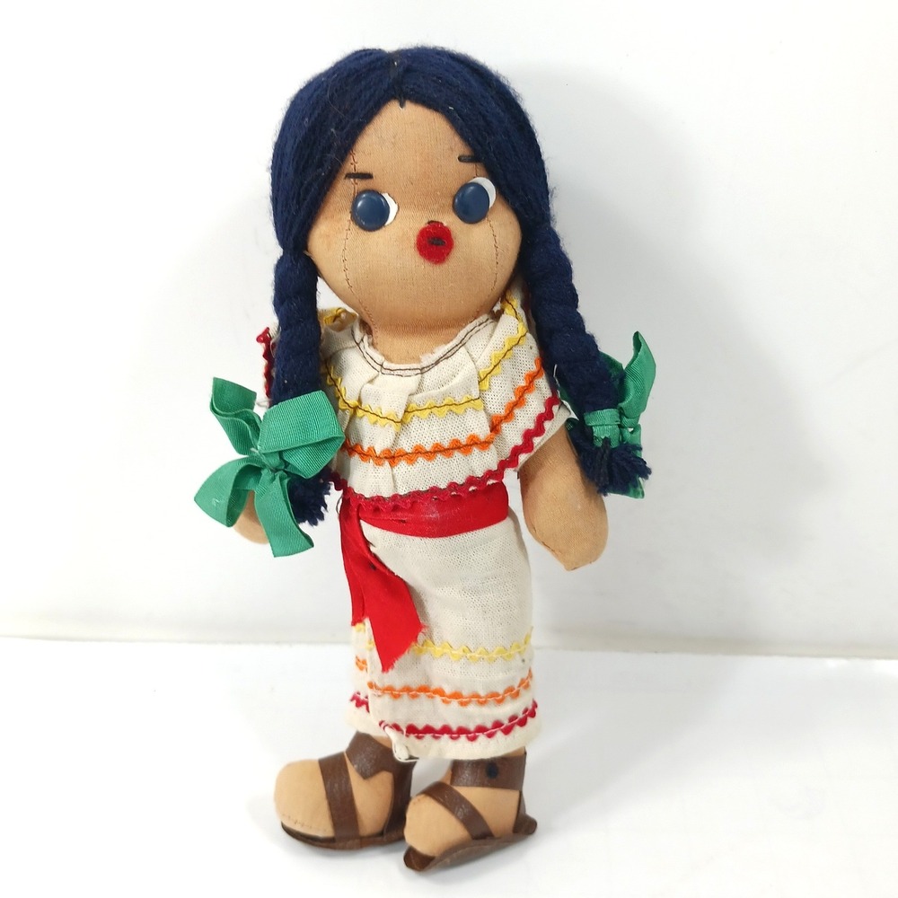 Vintage Handmade Mexican Rag Doll Cloth Folk Art Traditional Dress 8.5"